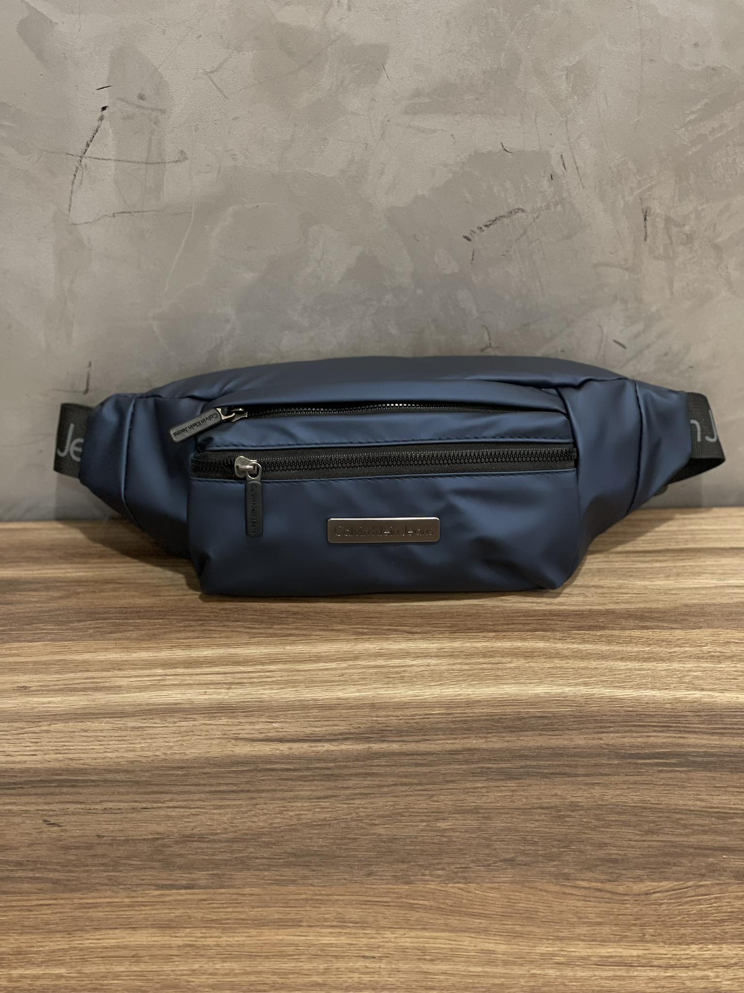 Calvin Klein muška torbica CK003